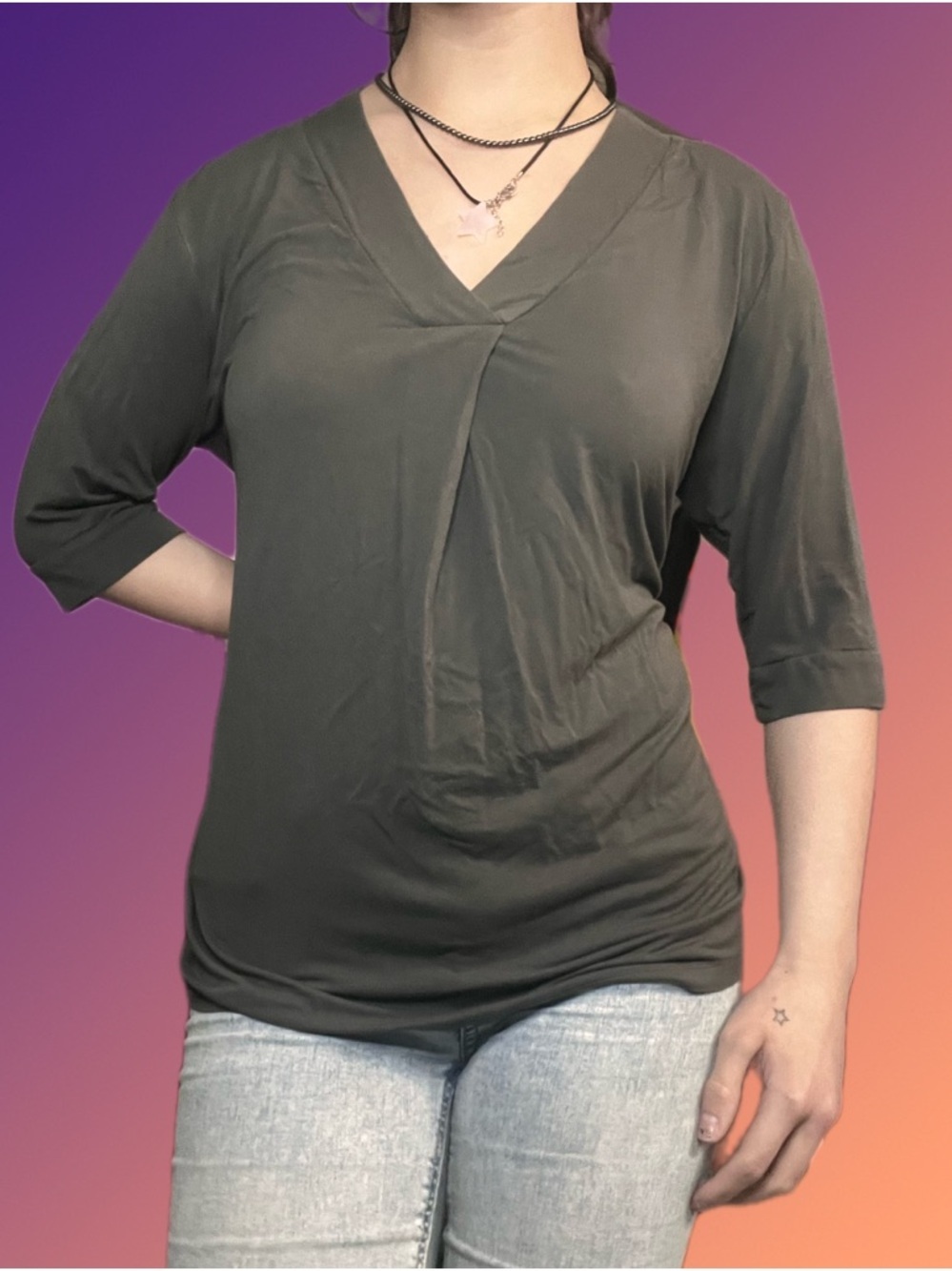 Denver Hayes Olive Green V-Neck 3/4 Sleeve Top